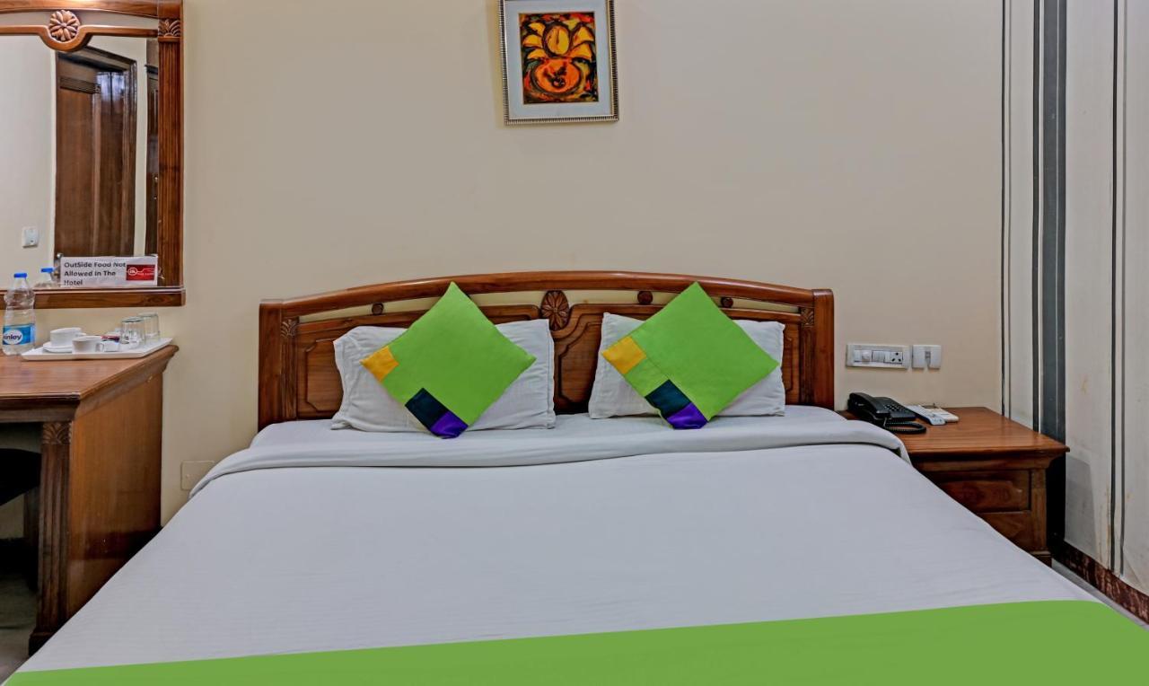 Itsy Hotels Auzone & Spa Chandīgarh Exterior foto