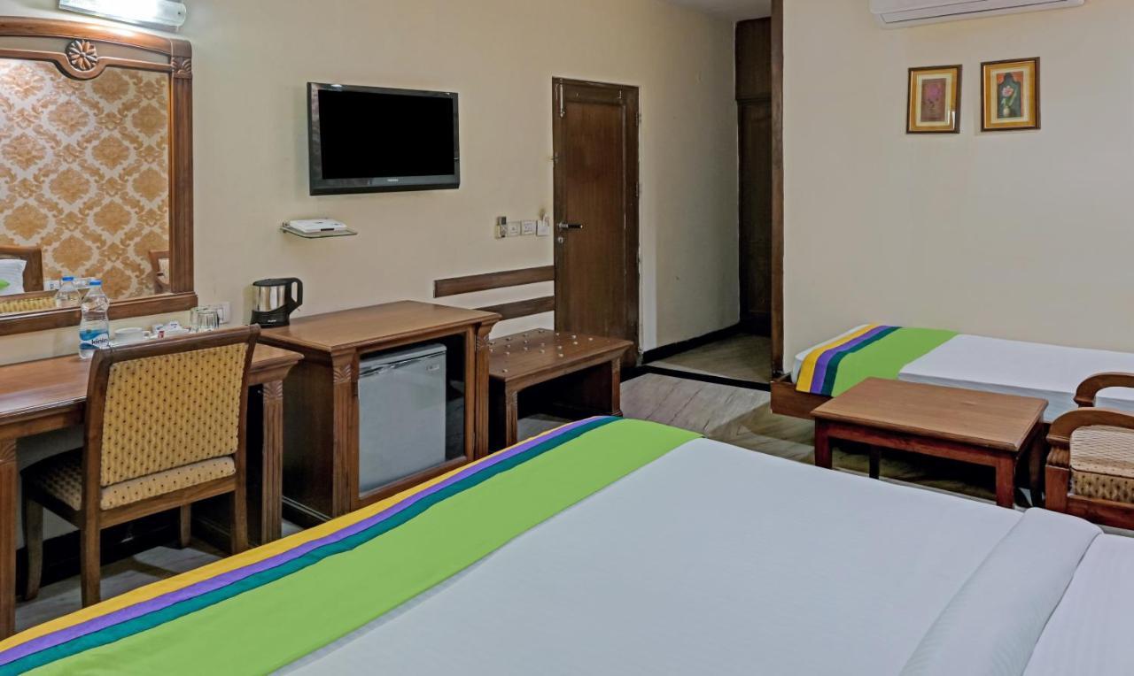 Itsy Hotels Auzone & Spa Chandīgarh Exterior foto
